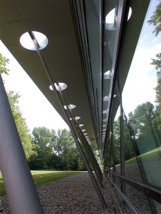 Central Library TU Delft - foto: © Petr Šmídek, 2003