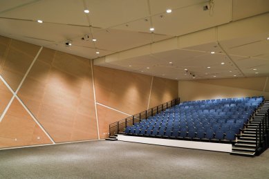 Contemporary Jewish Museum, San Francisco - Richard and Rhoda Goldman Hall - foto: Bruce Damonte - Contemporary Jewish Museum, San Francisco