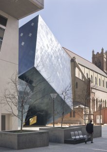 Contemporary Jewish Museum, San Francisco - Pohled z Yerba Buena Lane - foto: Mark Darley - Courtesy of the Contemporary Jewish Museum, San Francisco