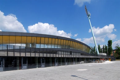 The Ring - extension of the football stadium - foto: © Petr Šmídek, 2008