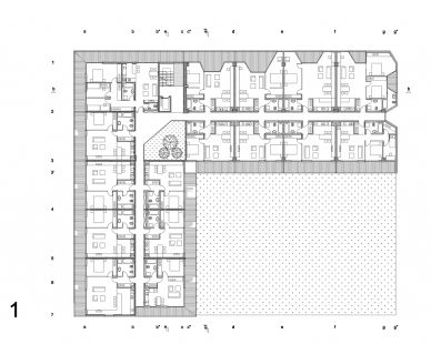 Nákupní centrum s bytovou střešní nástavbou - Půdorys prvního patra - foto: © OFIS arhitekti