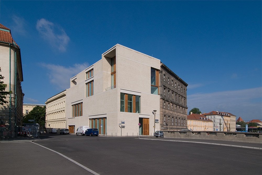 archiweb.cz - Galerie Am Kupfergraben 10