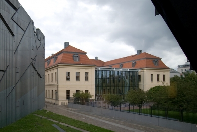 Glass Courtyard - foto: © Petr Šmídek, 2008