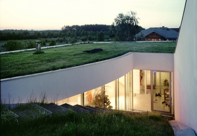 „OUTrial house“ - foto: © KWK PROMES