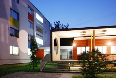 Reconstruction and extension of the terrace of the assisted living facility - foto: Radovan Šťastný