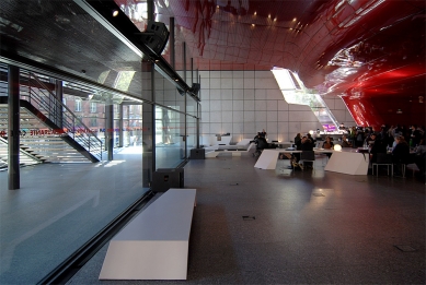 Rozšíření Museo Reina Sofía - foto: Petr Šmídek, 2008