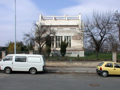 Winternitzova vila - foto: Petr Šmídek, 2004