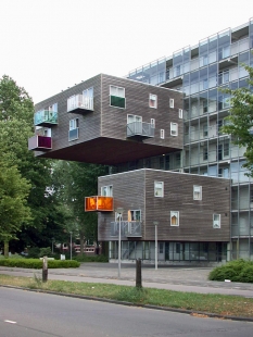 WoZoCo's Apartments for Elderly People - foto: Petr Šmídek, 2003