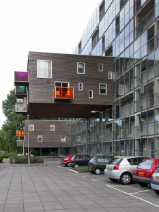 WoZoCo's Apartments for Elderly People - foto: Petr Šmídek, 2003