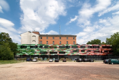 Policejní stanice a požární zbrojnice - foto: Petr Šmídek, 2008