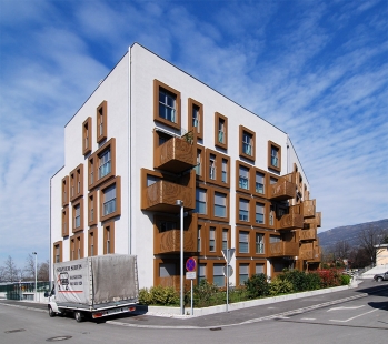 Apartment House Zvezda - foto: Petr Šmídek, 2008