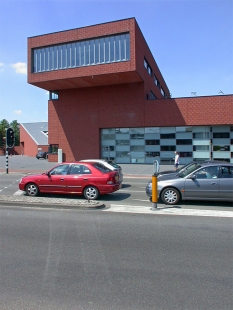 Fire station Breda - foto: Petr Šmídek, 2003