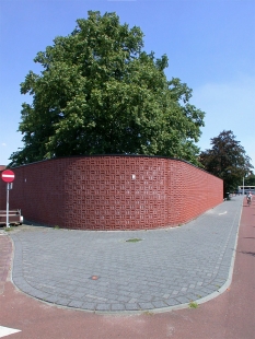 Fire station Breda - foto: Petr Šmídek, 2003