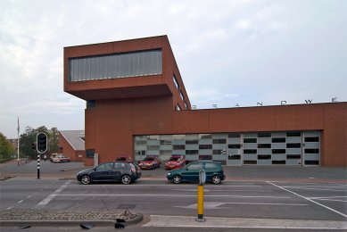 Fire station Breda - foto: Petr Šmídek, 2009