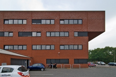 Fire station Breda - foto: Petr Šmídek, 2009