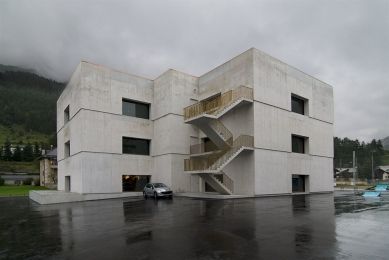 Das Neue Nationalparkzentrum in Zernez - foto: Petr Šmídek, 2008