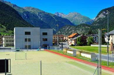 Das Neue Nationalparkzentrum in Zernez - foto: Vojtěch Žilka, 2010