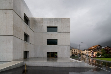 Das Neue Nationalparkzentrum in Zernez - foto: Petr Šmídek, 2008