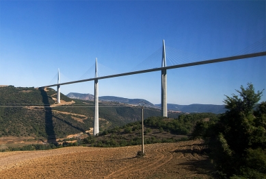 Viadukt u Millau - foto: Petr Šmídek, 2008