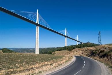 Viadukt u Millau - foto: Petr Šmídek, 2008