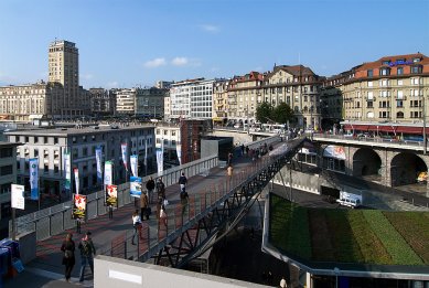 Železnice a autobusové nádraží Lausanne  - foto: Petr Šmídek, 2008