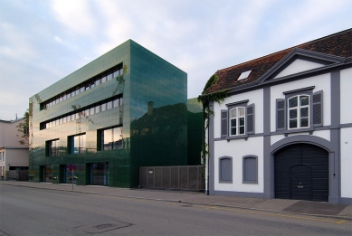 Ústav lékařské farmacie - foto: Petr Šmídek, 2008