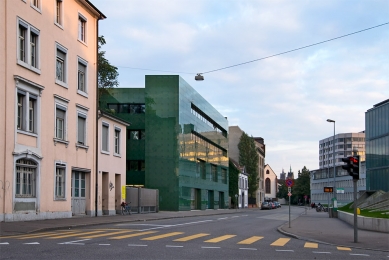 Institute for Hospital Pharmaceuticals - foto: Petr Šmídek, 2008