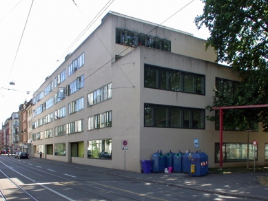 Development of the Dreirosen-Klybeck Schoolhouse - foto: Petr Šmídek, 2003