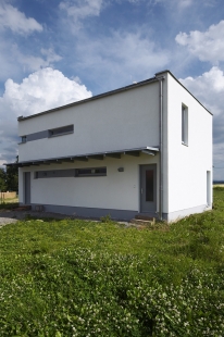 <translation>Newly built family house in the cadastral area of Stará Bělá</translation> - foto: Jana Labutová a Jiří Vaněk