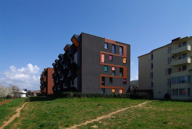 Social Housing Izola - foto: Petr Šmídek, 2008