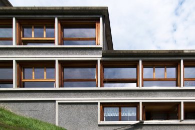 Mastrils school and community centre - foto: Petr Šmídek, 2008