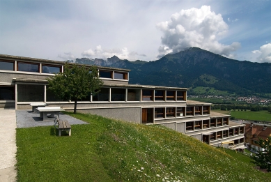 Mastrils school and community centre - foto: Petr Šmídek, 2008