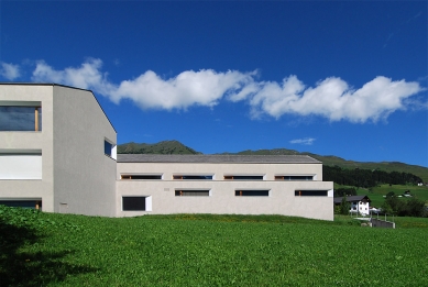 School and multipurpose hall - foto: Petr Šmídek, 2008