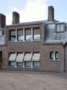 Muzejní areál Kröller-Müller - Jachtslot Sint-Hubertus, H.P.Berlage, 1920 - foto: Petr Šmídek, 2003