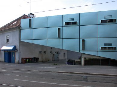 workstation - office building - foto: Petr Šmídek, 2006