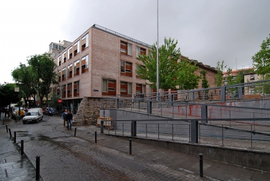 Colegio de las Escuelas Pías de San Fernando - foto: Petr Šmídek, 2008