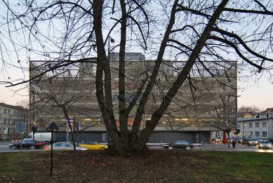 Multi-storey car park Novi Šarabon - foto: Petr Šmídek, 2008