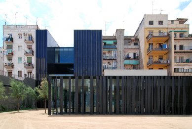 Knihovna a společenské centrum Sant Antoni - foto: Petr Šmídek, 2008