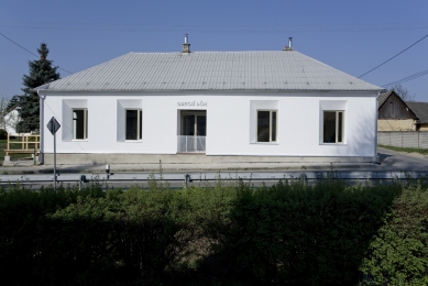 Obecní dům v Lukovečku - foto: TOAST