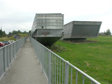 Policejní stanice ve Vaals - foto: © archiweb.cz, 2003