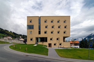 Jugendherberge Scuol - foto: Petr Šmídek, 2008