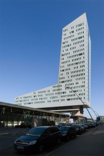 Lille Tower - foto: Petr Šmídek, 2009