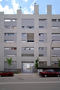 141 viviendas Carabanchel - foto: Petr Šmídek, 2008