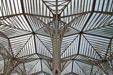 Železniční stanice Oriente - foto: Petr Šmídek, 2011