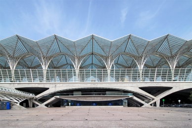 Oriente Station Lisabon - foto: Petr Šmídek, 2011