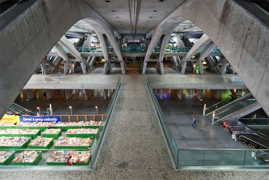 Oriente Station Lisabon - foto: Petr Šmídek, 2011