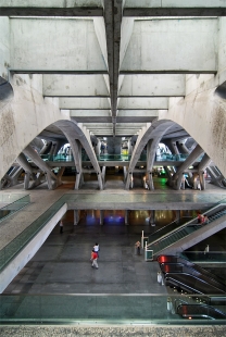 Oriente Station Lisabon - foto: Petr Šmídek, 2011