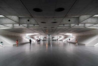 Oriente Station Lisabon - foto: Petr Šmídek, 2011