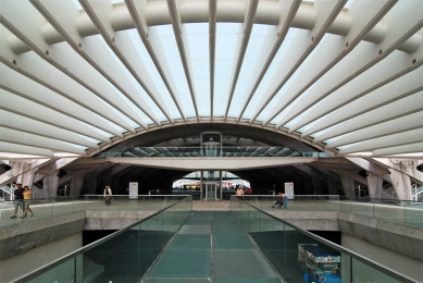 Oriente Station Lisabon - foto: Petr Šmídek, 2011