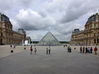 Le Grand Louvre - foto: Petr Šmídek, 2007